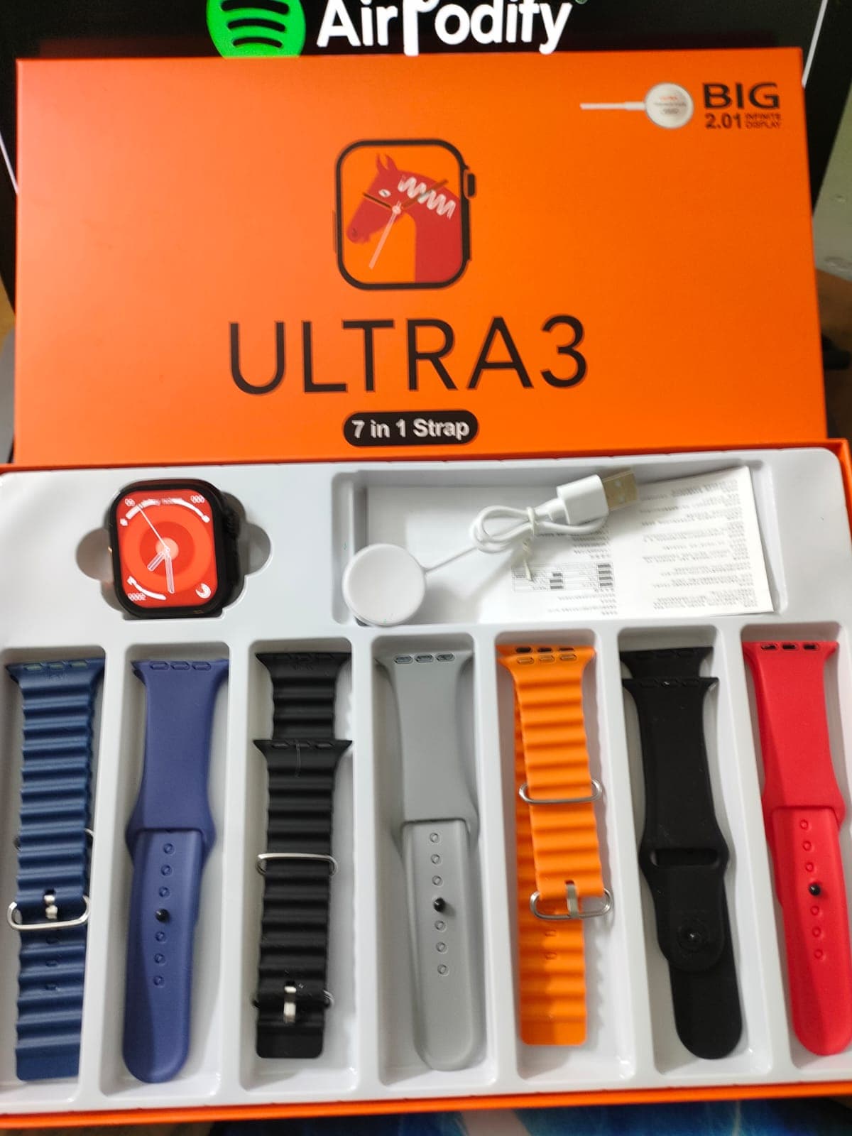Smart Watch Ultra 3 + بوكس هدايا + 7 أستربات